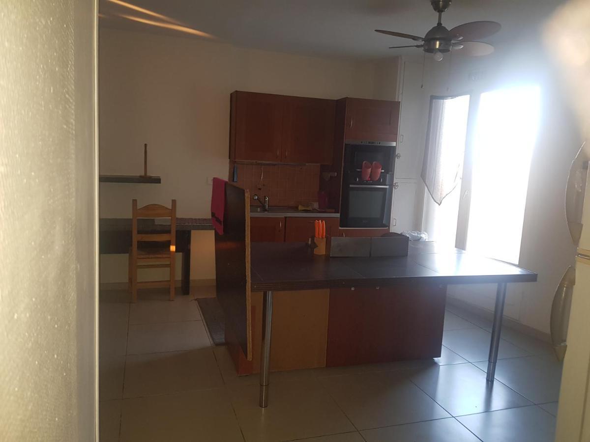 Grand Appartement Fonctionnel Et Calme Sur Lyon8 A 2 Pas Du Metro Εξωτερικό φωτογραφία